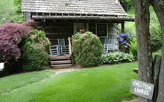 boyd mountain cabins are perfect for a smoky mountains guys trip