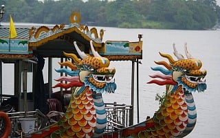 Hue Vietnam dragon boats