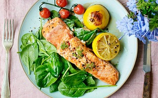 salmon is one of the best healthy seafood for men complete meal