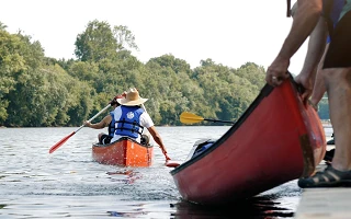 Canoeing on the Kentucky River in Frankfort, Kentucky (photo credit: Visit Frankfort)