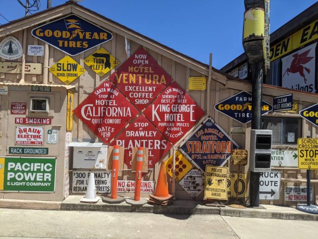 Mendenhall's Museum Photo Gallery