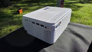 iLive Outdoor Pop-up Movie Theater Kit