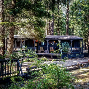 Creekside_cabins_original
